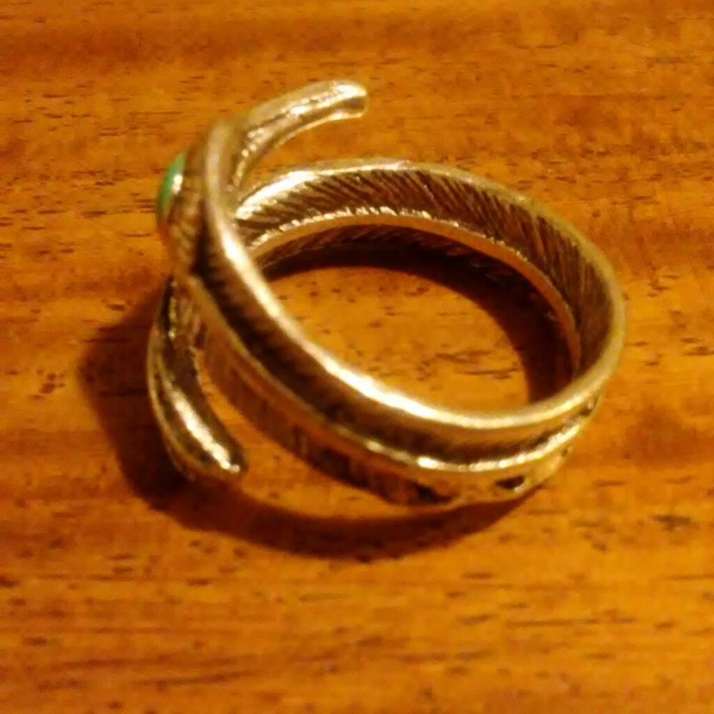 Ring - Picture 2 of 2
